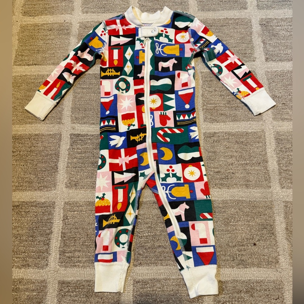 Hanna Andersson Multicolor Geometric Kids Footie